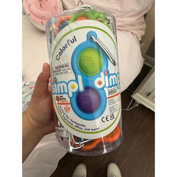 Fat Brain Toys Simpl Dimpl - Picture 3 of 3